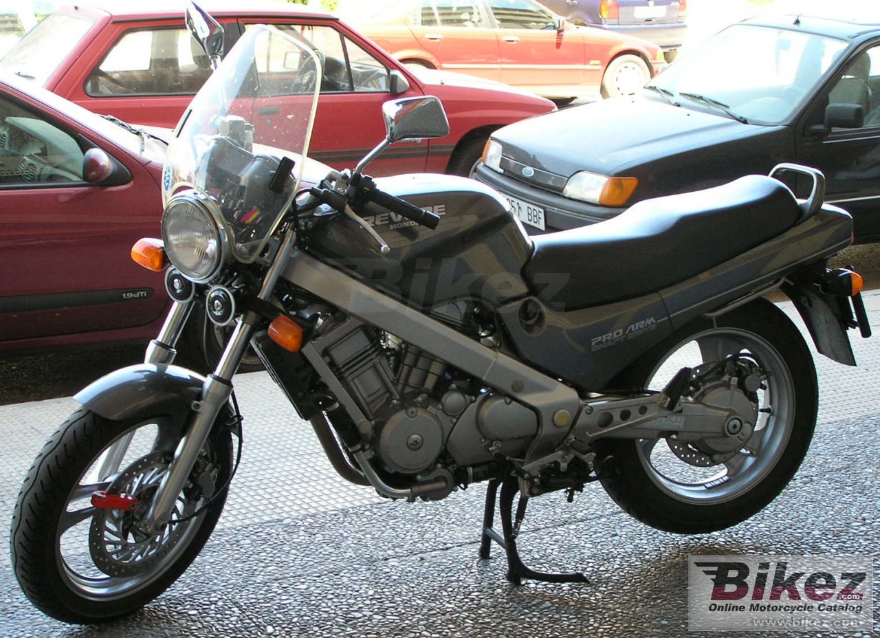 Big Ricardo Delgado ntv 650 revere picture and wallpaper from Bikez.com